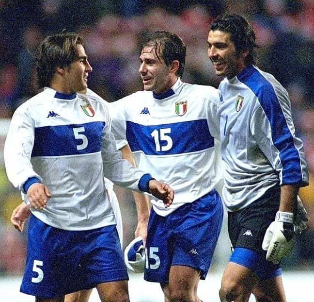 发起冲击 发起冲击