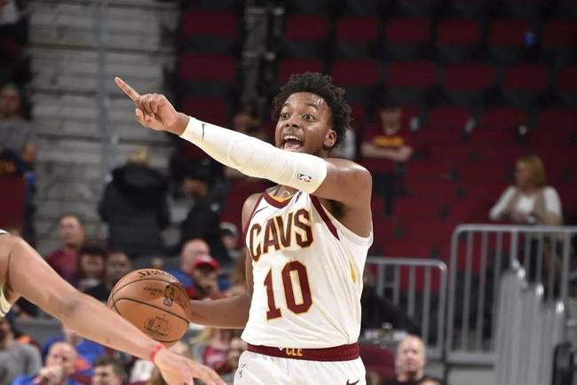 场展现了豪 场展现了豪